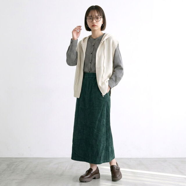 ニットフードZIPベスト