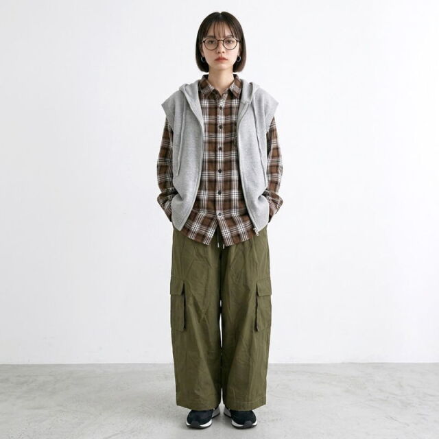 ニットフードZIPベスト