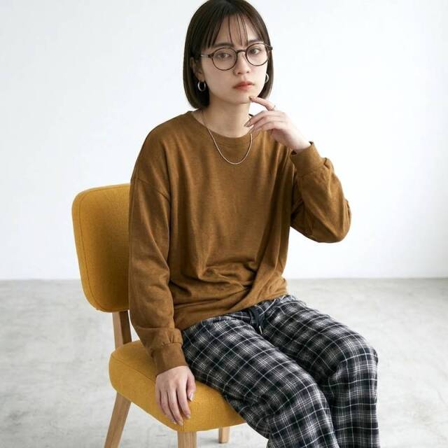 裾タックプルオーバー