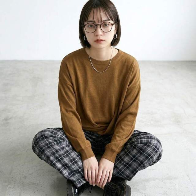 裾タックプルオーバー