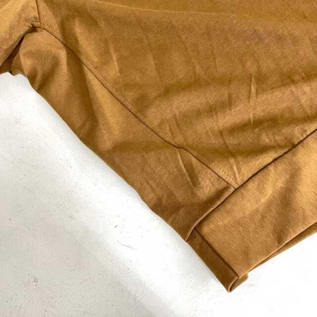 裾タックプルオーバー