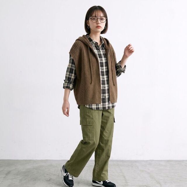 ケーブル切替ZIPフードベスト