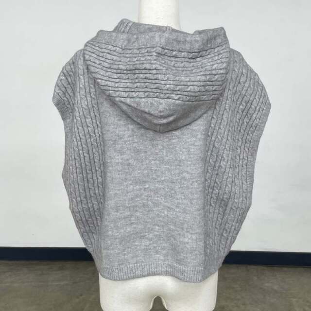 ケーブル切替ZIPフードベスト