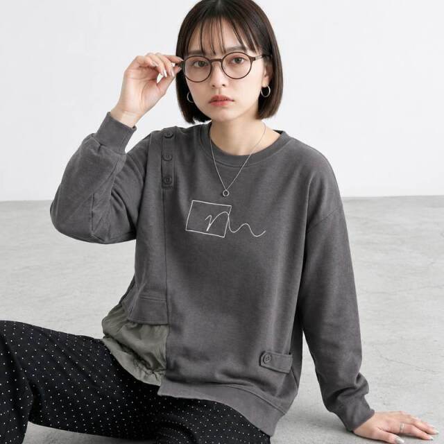 ロゴ刺繍切替プルオーバー