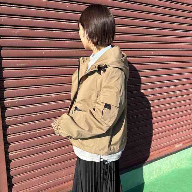 マウンテンパーカー