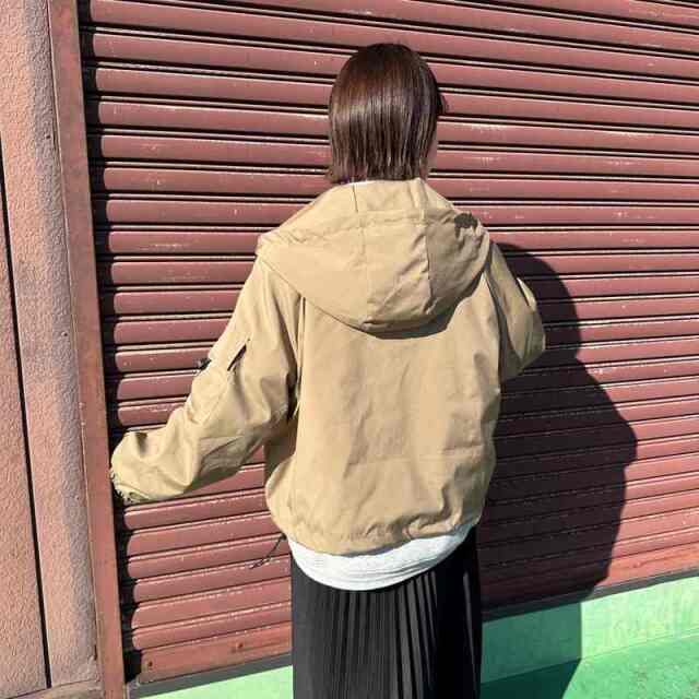 マウンテンパーカー