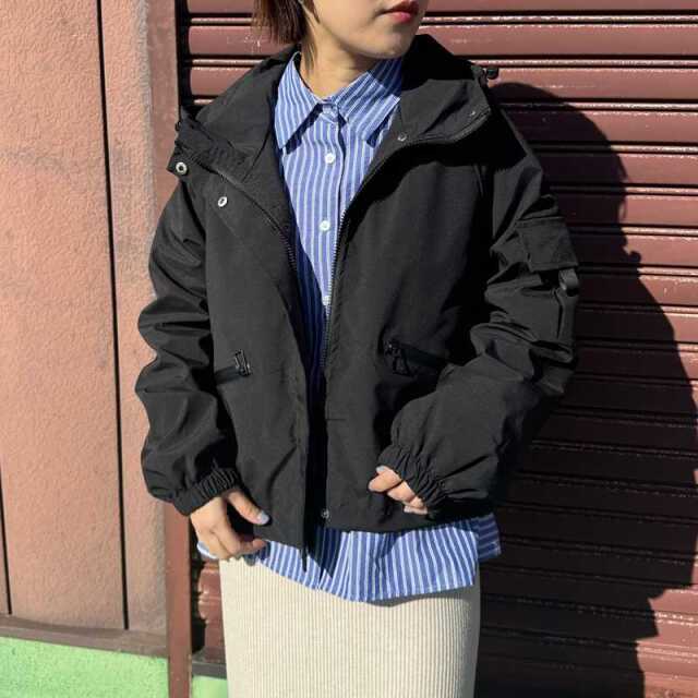 マウンテンパーカー