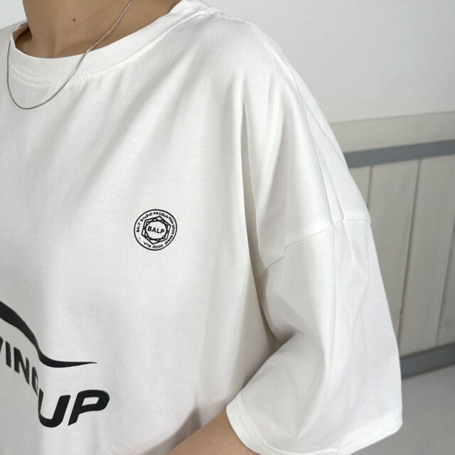 スポーツロゴTシャツ