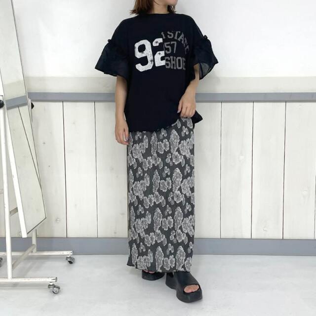 柄プリーツIラインスカート