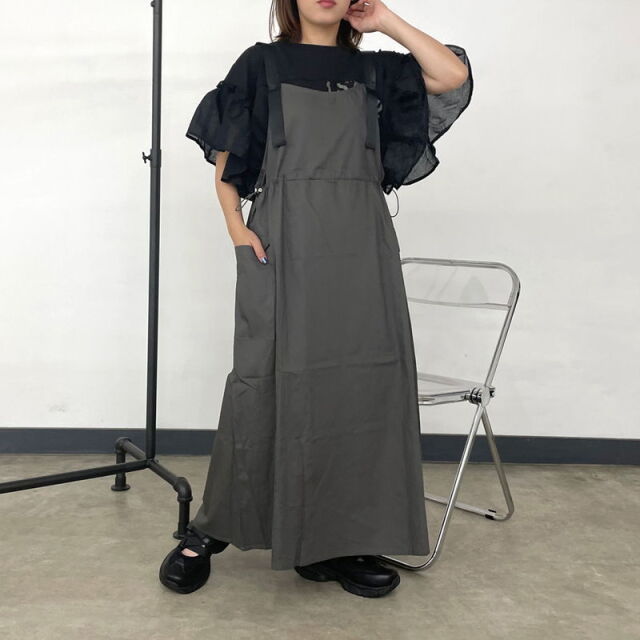 ベルトジャンパースカート