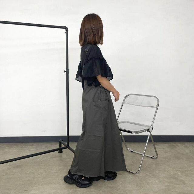 ベルトジャンパースカート