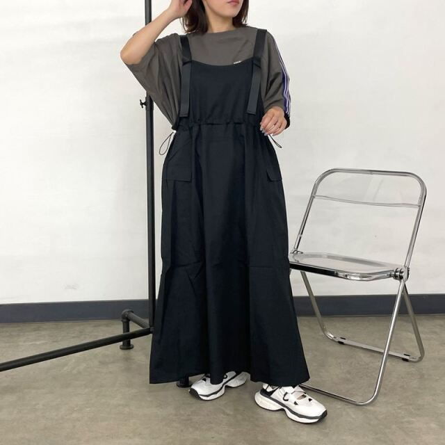 ベルトジャンパースカート