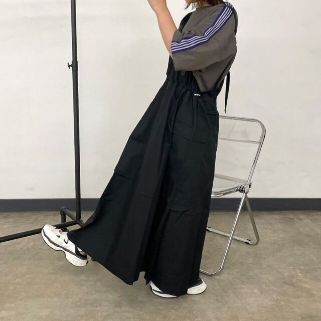 ベルトジャンパースカート