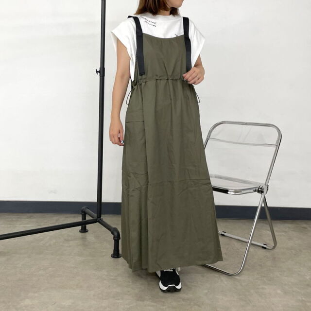 ベルトジャンパースカート