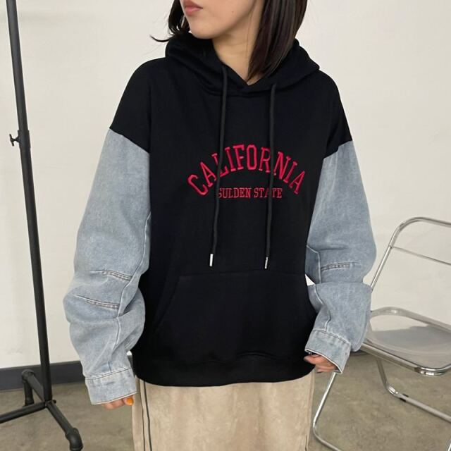 袖デニム切替ロゴパーカー