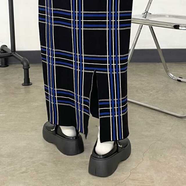 チェックIラインスカート