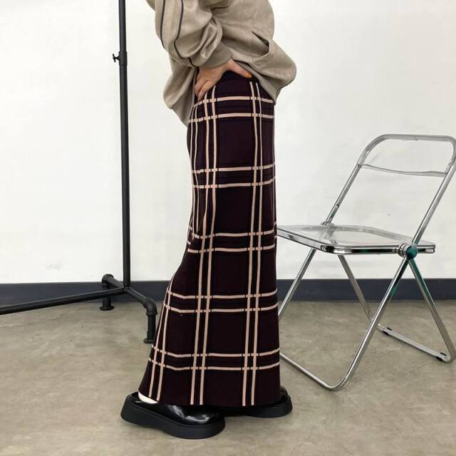 チェックIラインスカート