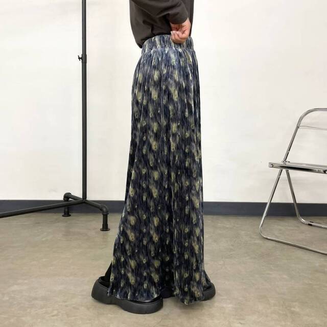 ベロア柄Iラインスカート