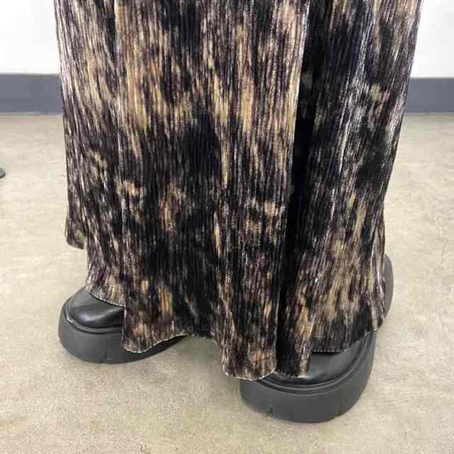 ベロア柄Iラインスカート