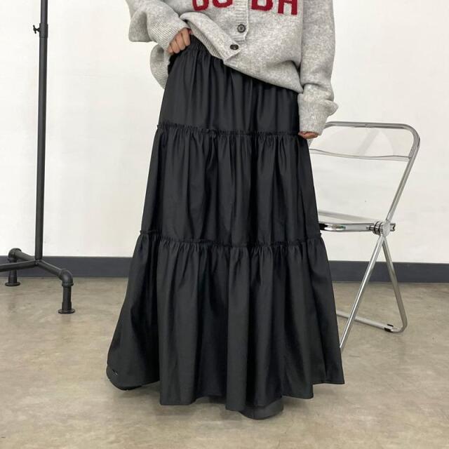 合成皮革ティアードスカート