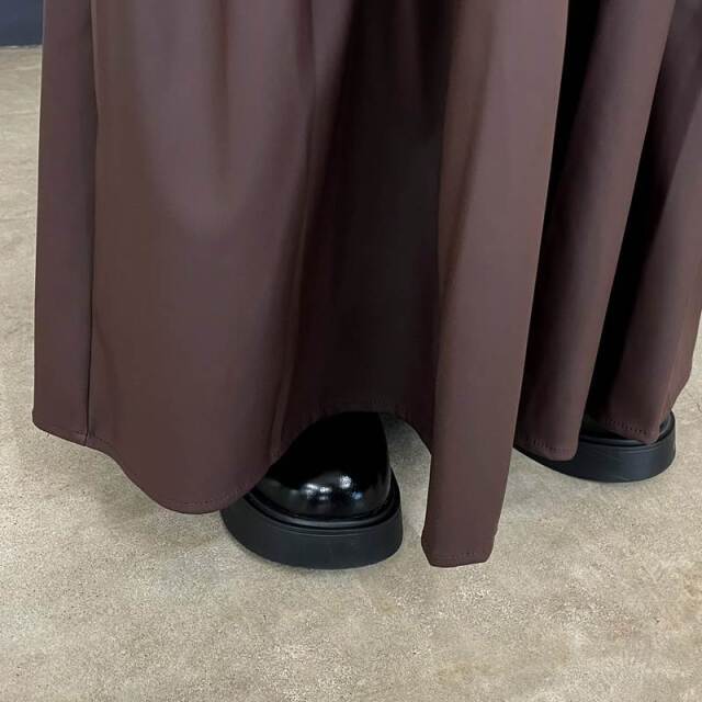 合成皮革ティアードスカート