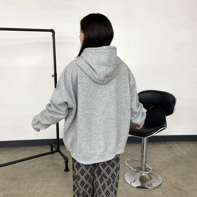 サガラ刺繍ロゴBIGパーカー