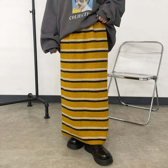 マルチボーダーニットIラインスカート