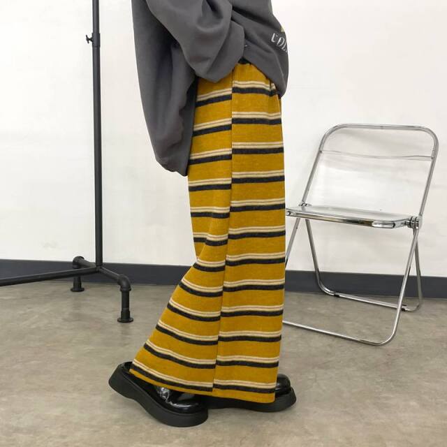 マルチボーダーニットIラインスカート