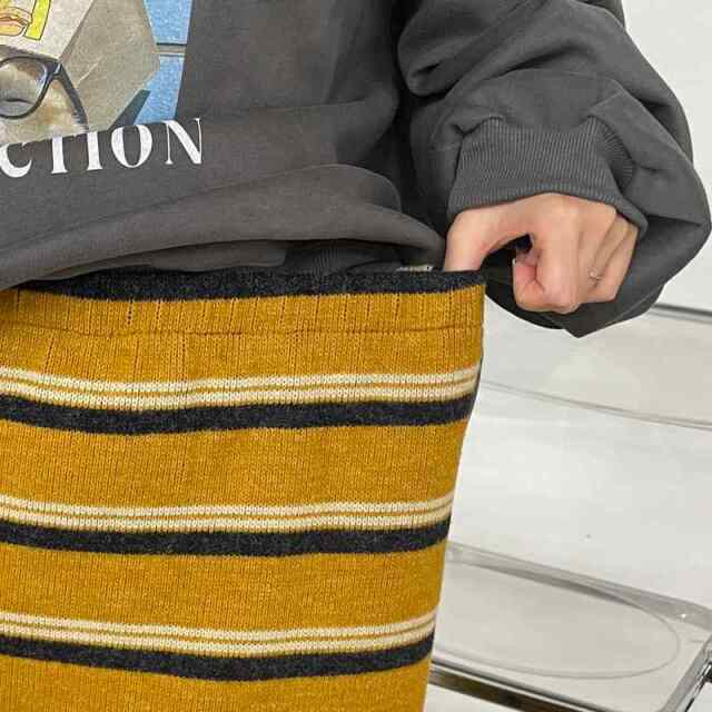 マルチボーダーニットIラインスカート