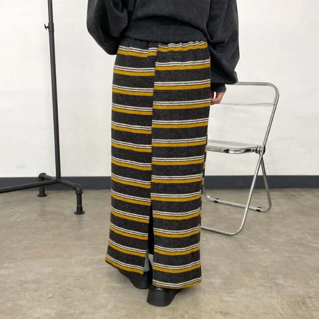 マルチボーダーニットIラインスカート