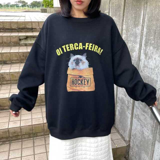 猫プリントロゴプルオーバー