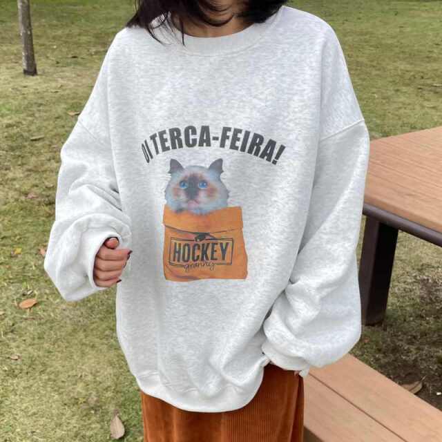 猫プリントロゴプルオーバー