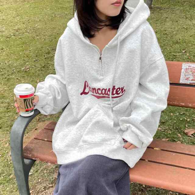 ハーフZIPロゴパーカー