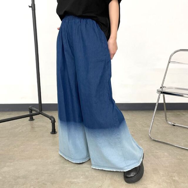 グラデーションデニムパンツ
