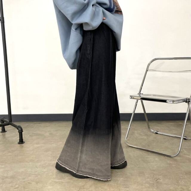 グラデーションデニムパンツ