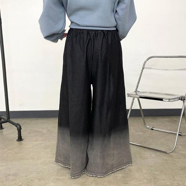 グラデーションデニムパンツ