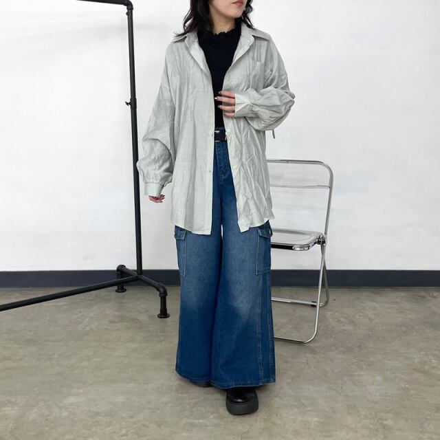 バックドロストシアーシャツ