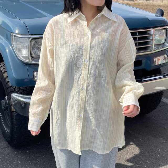 マルチストライプシアーシャツ