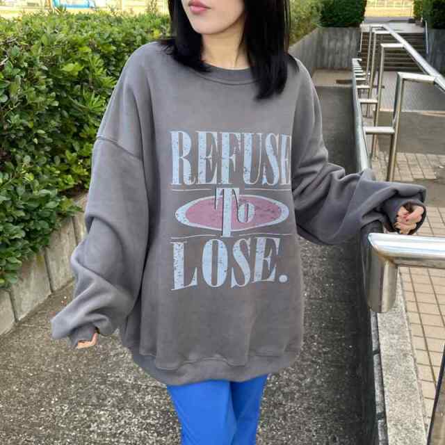 ビッグロゴプルオーバー