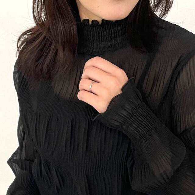 シフォンシャーリングブラウス