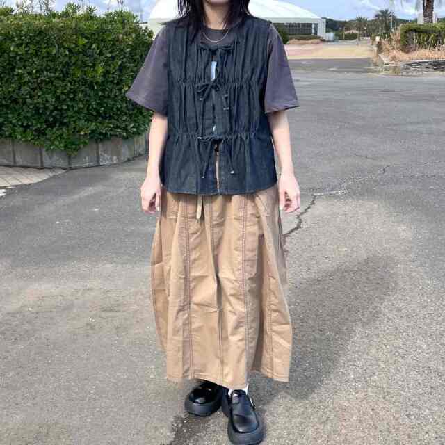 配色ステッチスカート