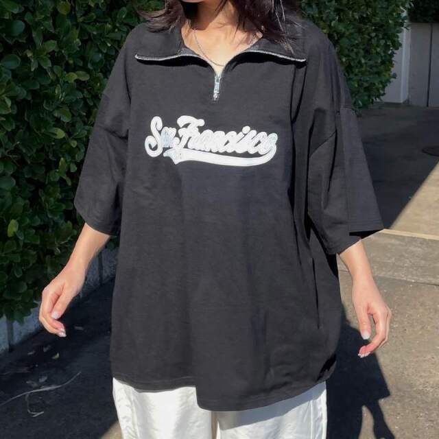 襟付きハーフジップロゴBIGTシャツ