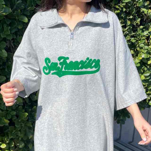 襟付きハーフジップロゴBIGTシャツ