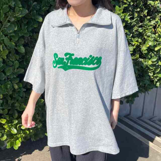 襟付きハーフジップロゴBIGTシャツ