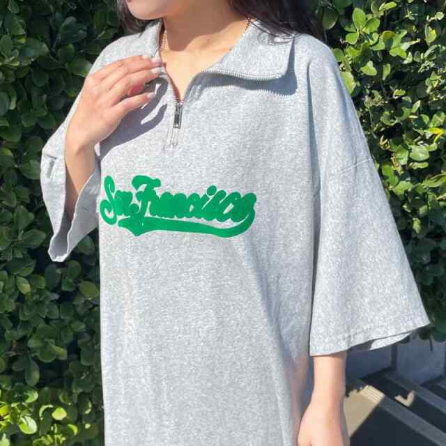 襟付きハーフジップロゴBIGTシャツ