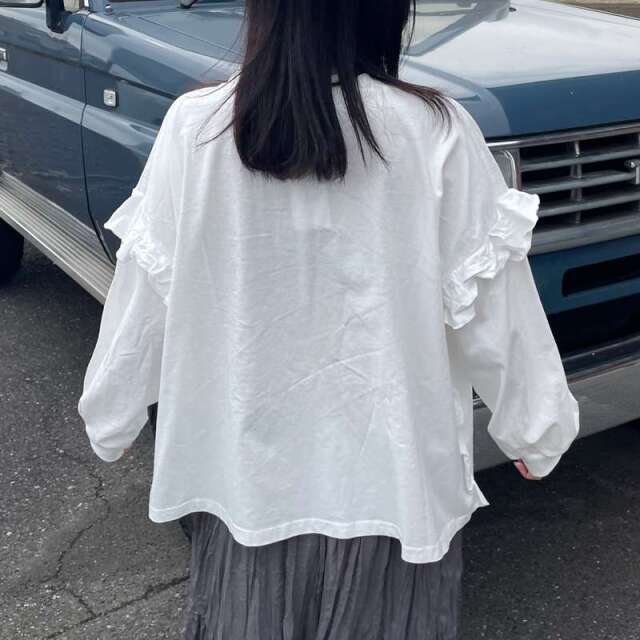 袖フリルロゴプルオーバー