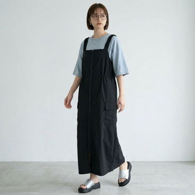 ZIPドロストジャンパースカート