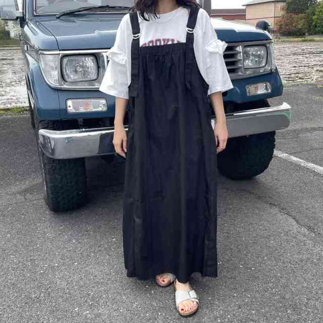 ナイロン風カーゴジャンパースカート