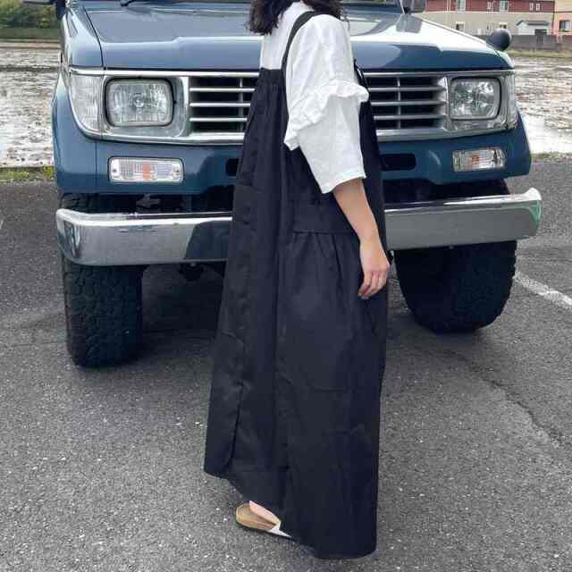 ナイロン風カーゴジャンパースカート