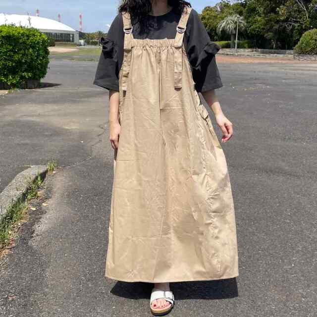 ナイロン風カーゴジャンパースカート